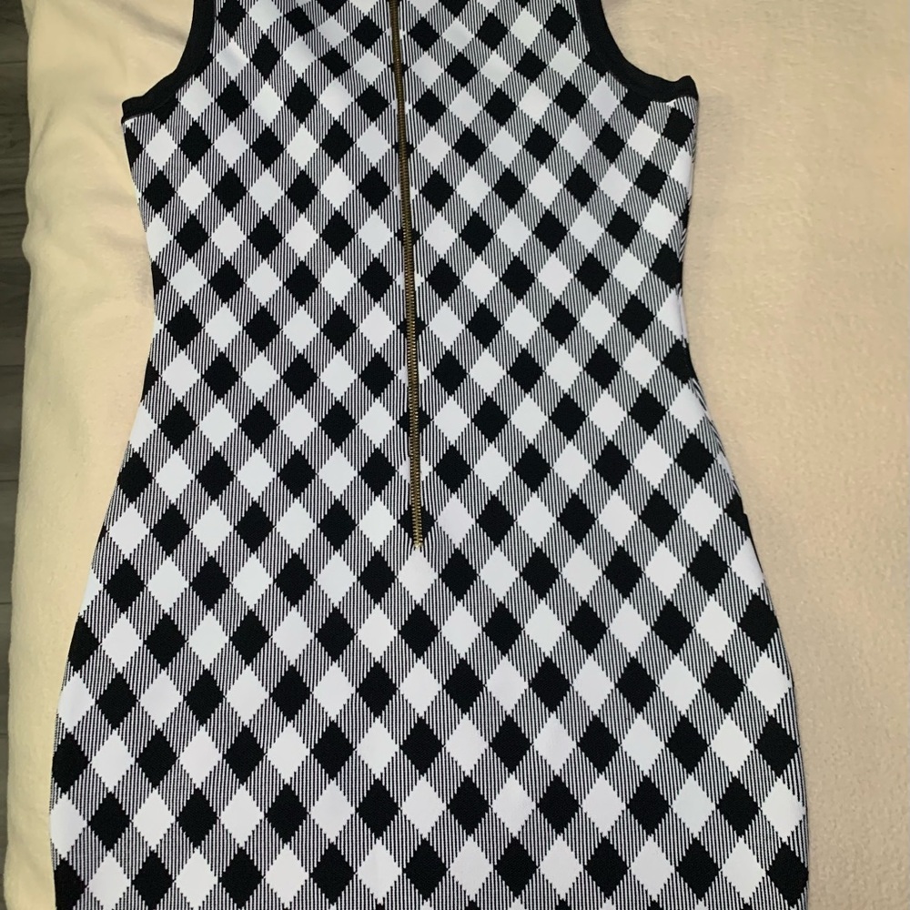 SHORT BUTTONED GINGHAM JACQUARD DRESS IN WHITE SIZE 40 - Picture 3 of 6